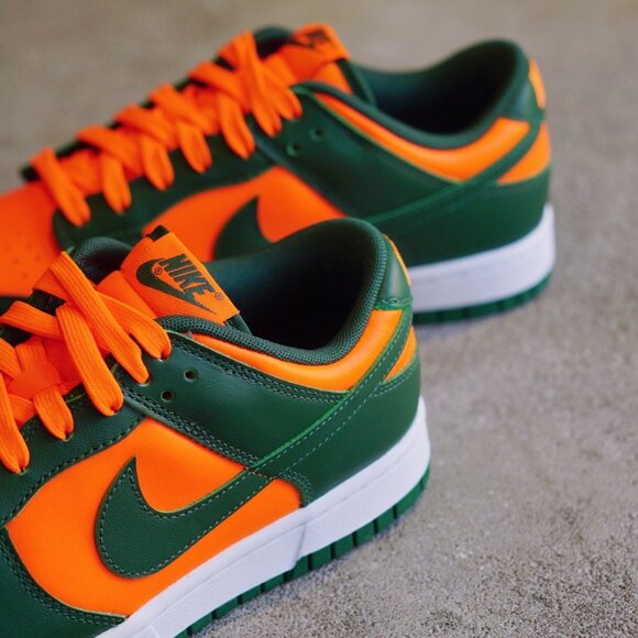 Nike Dunk Low Retro Miami Hurricanes Men's Size 8.5 - Picture 9 of 12
